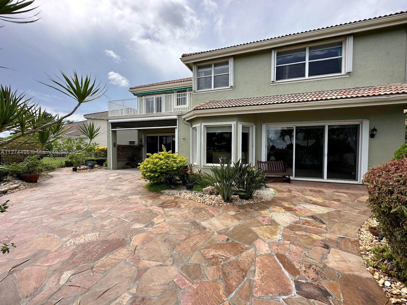 HERON BAY - Residential