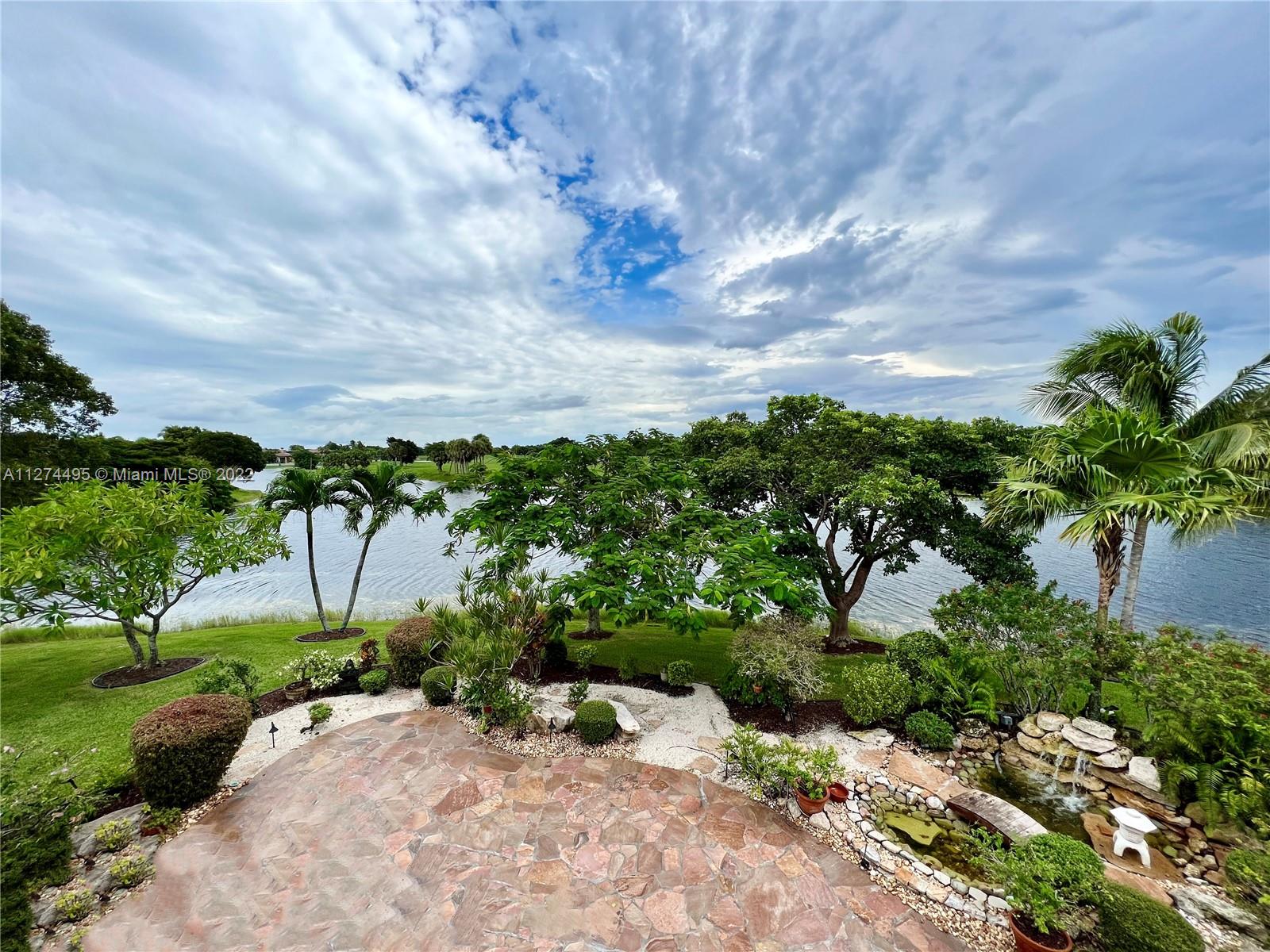 HERON BAY - Residential