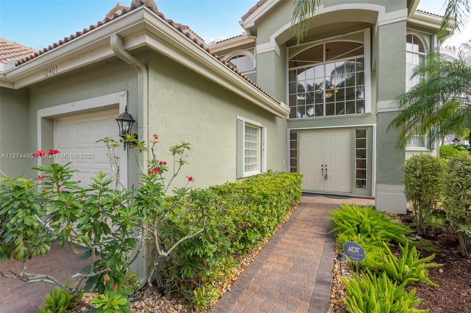 HERON BAY - Residential