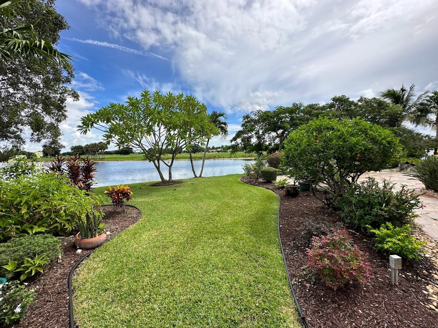 HERON BAY - Residential