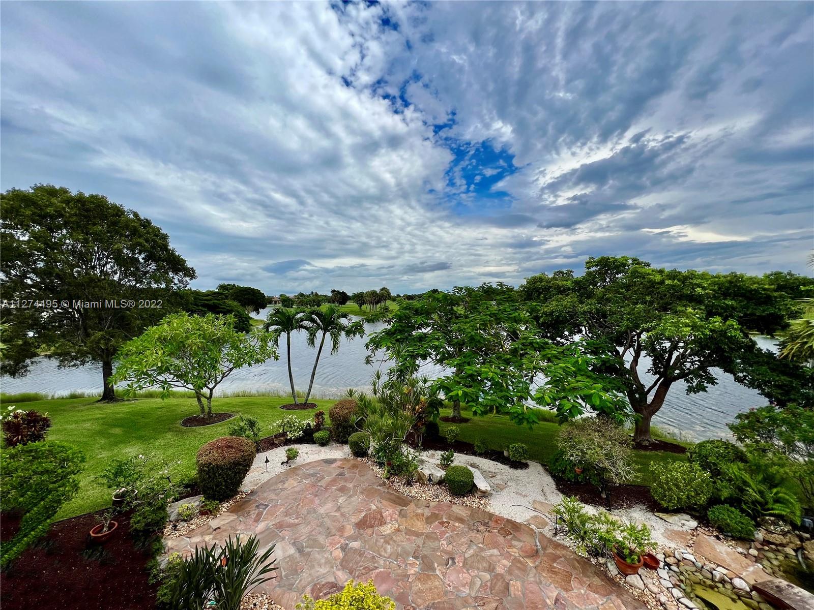 HERON BAY - Residential
