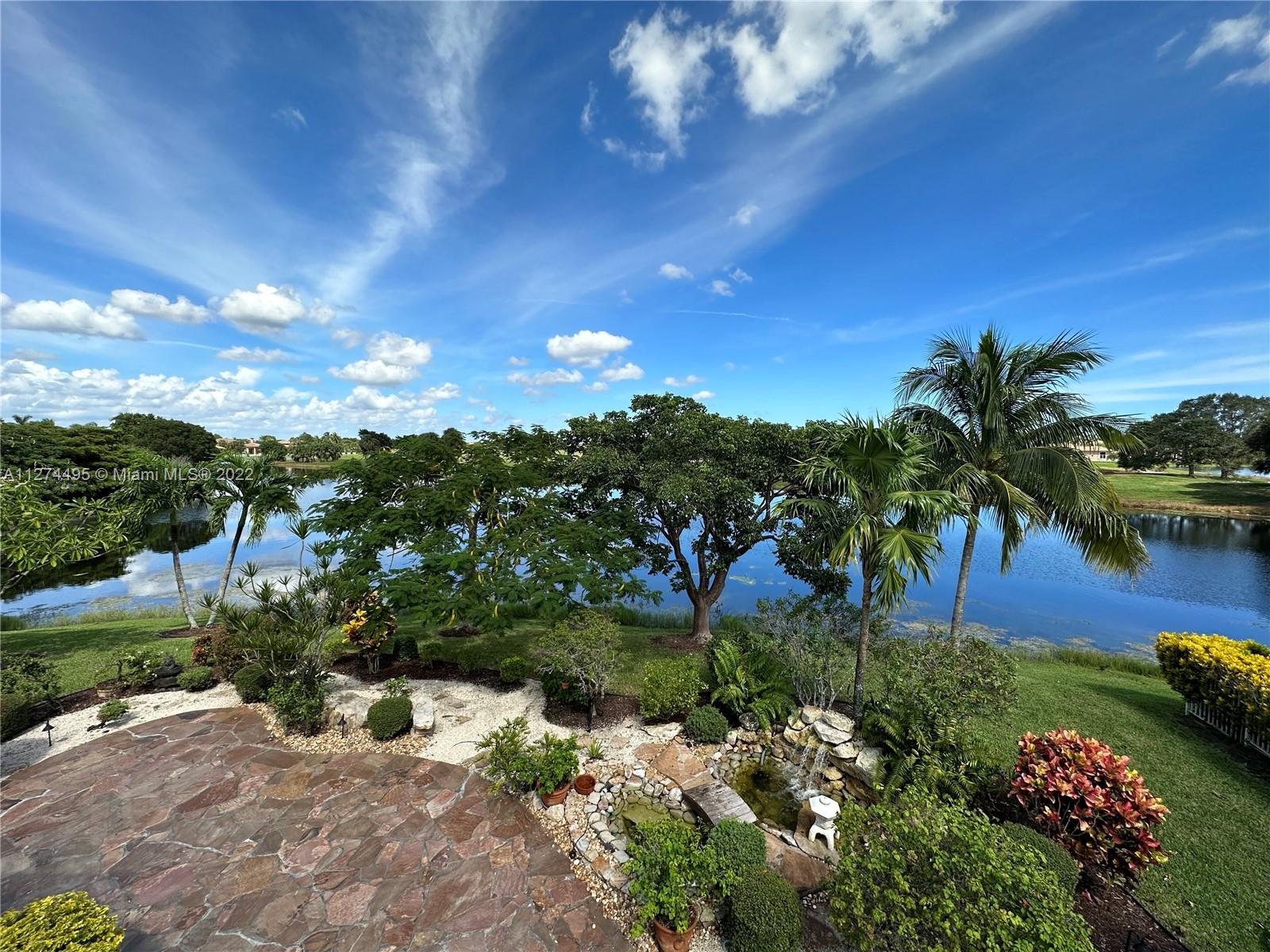 HERON BAY - Residential