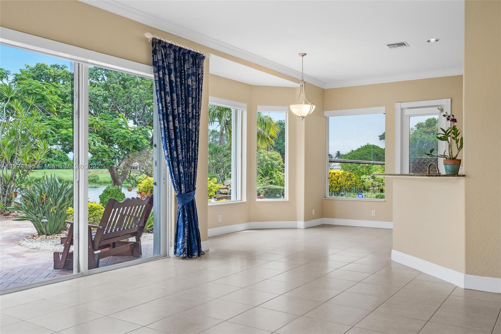 HERON BAY - Residential