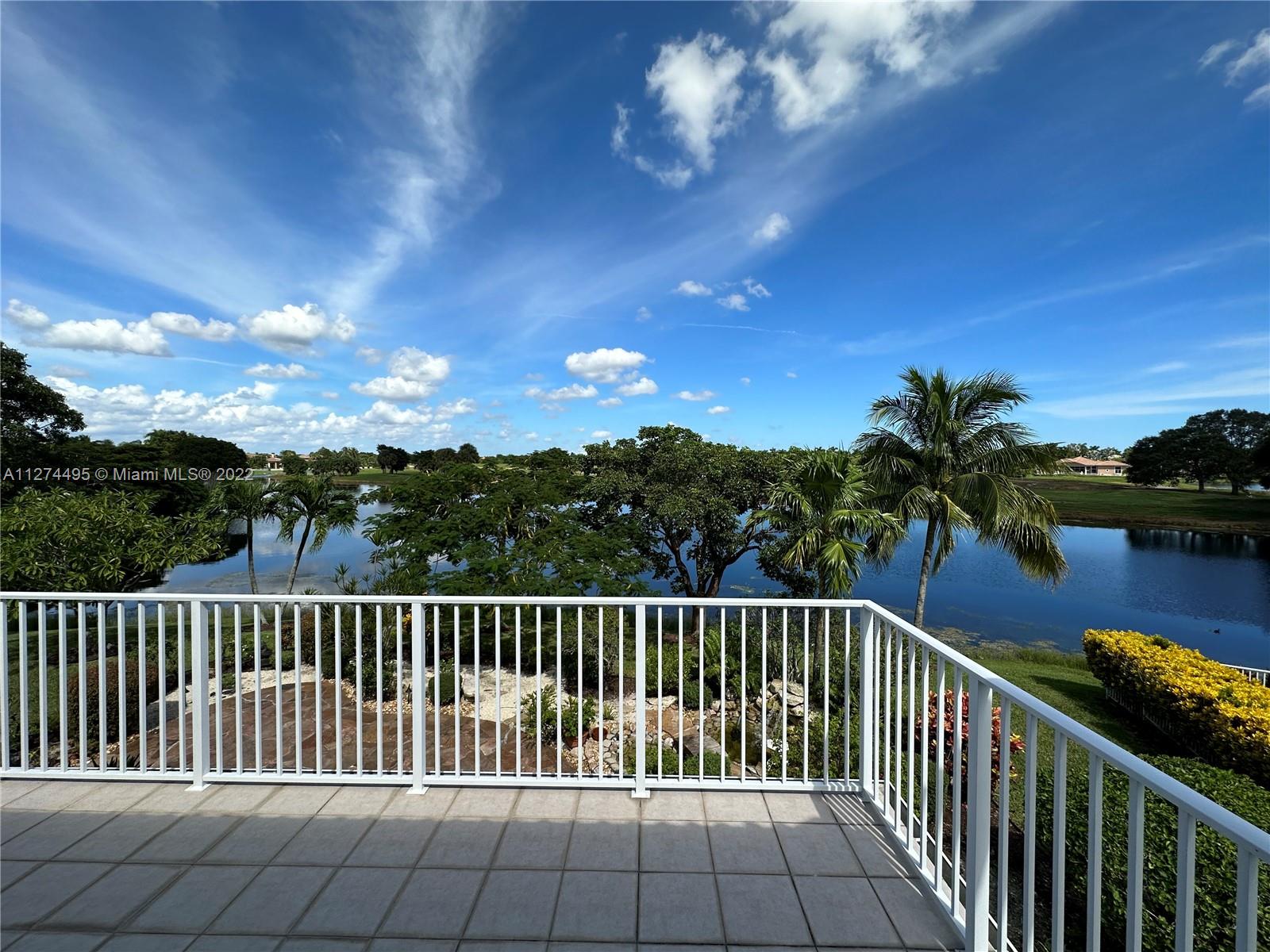 HERON BAY - Residential