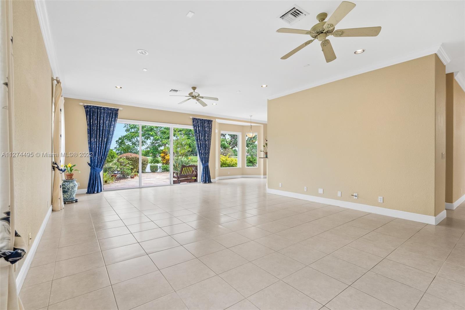 HERON BAY - Residential