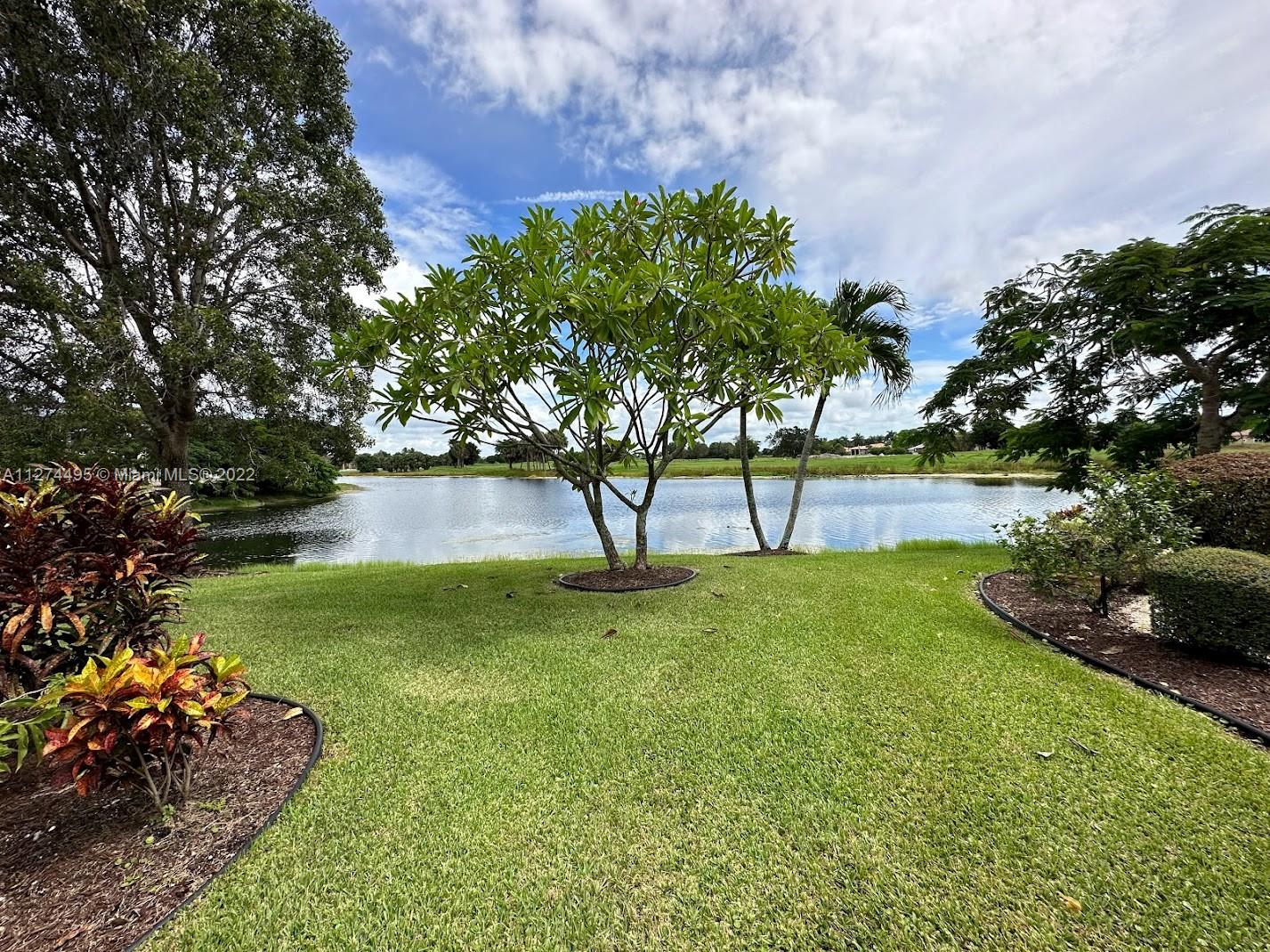 HERON BAY - Residential