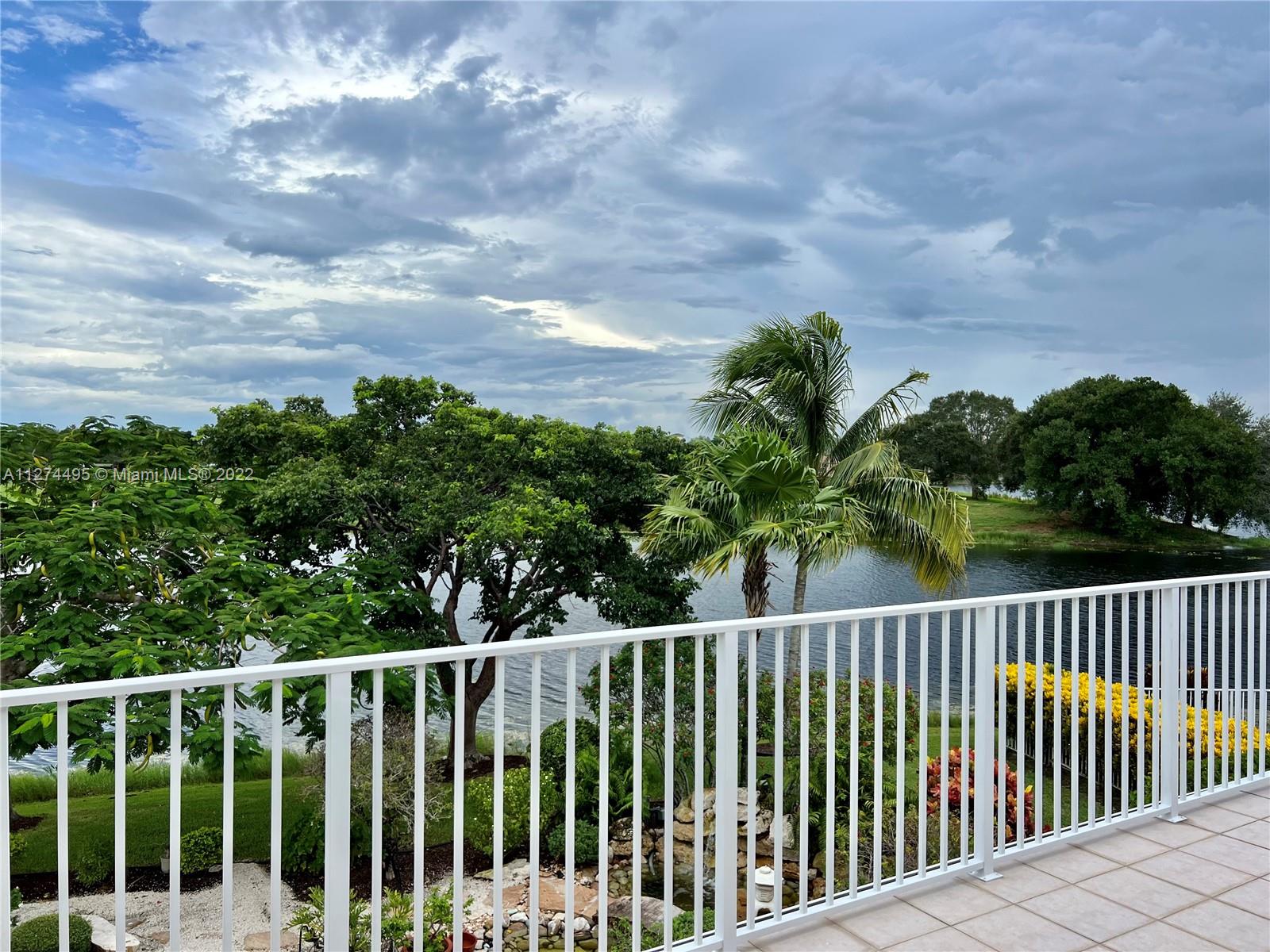 HERON BAY - Residential