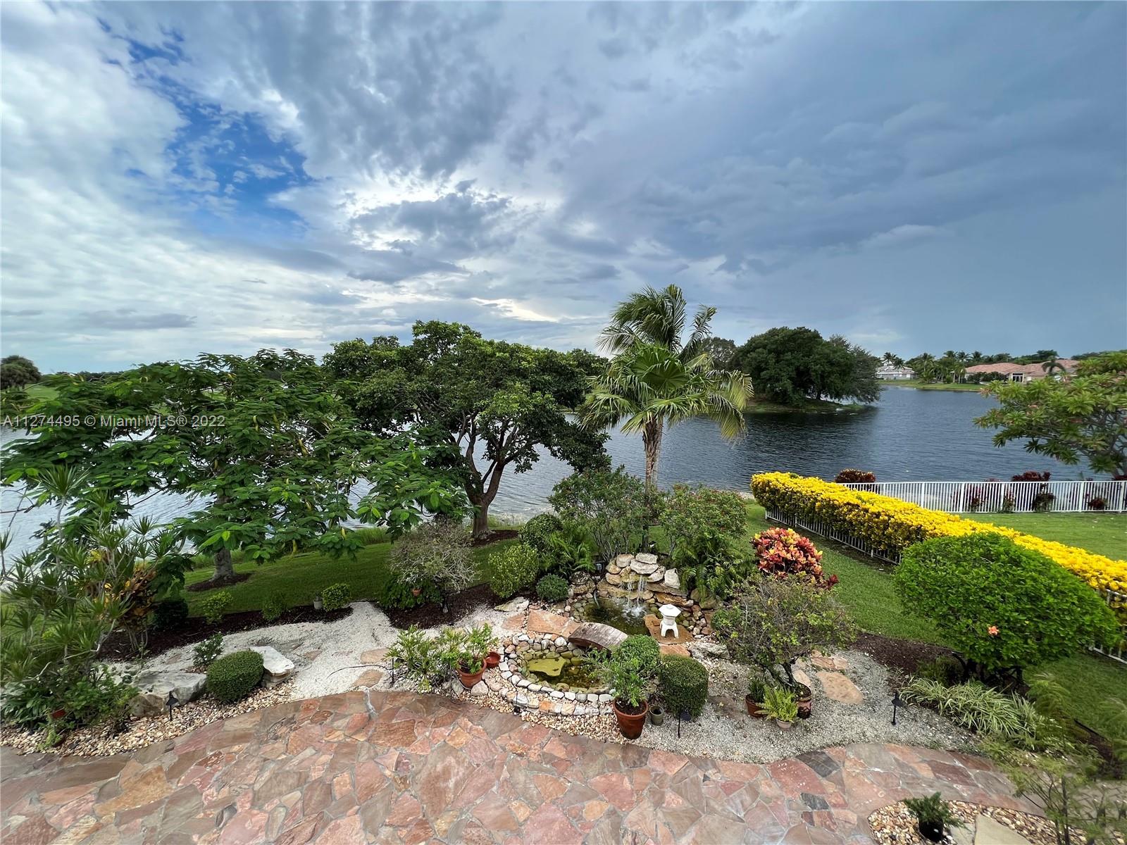 HERON BAY - Residential