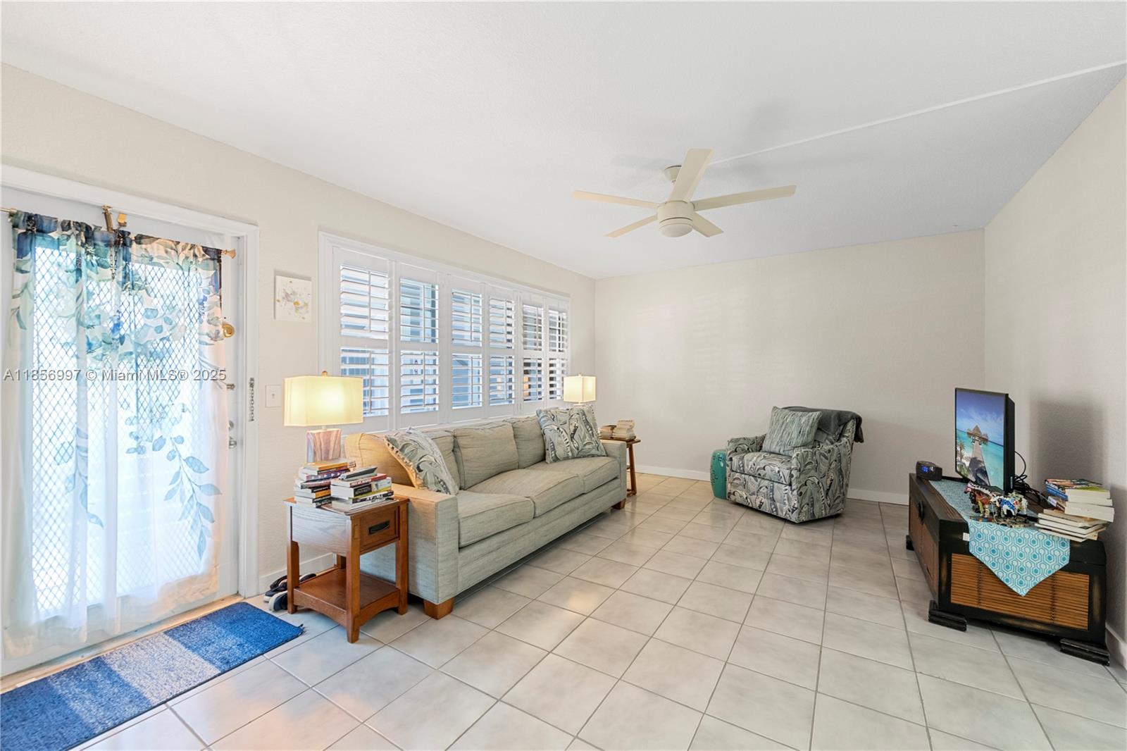 ELLESMERE A CONDO - Residential