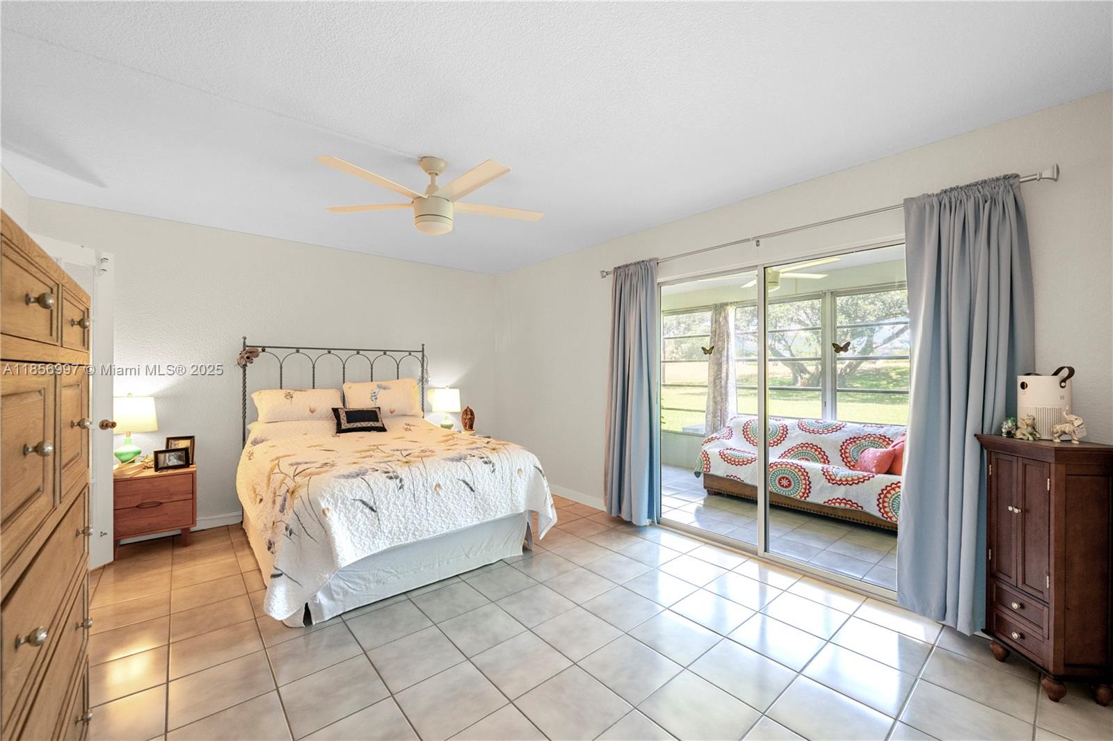 ELLESMERE A CONDO - Residential