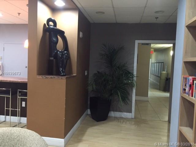 MADISON DOWNTOWN CONDO - Residential Lease