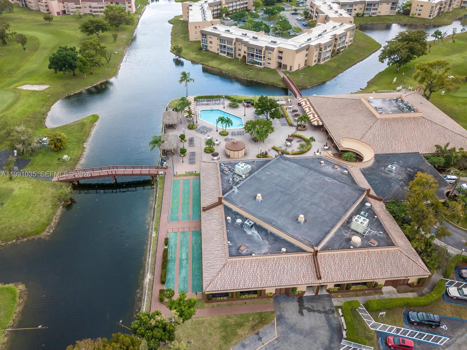 SUNRISE LAKES 149 CONDO - Residential