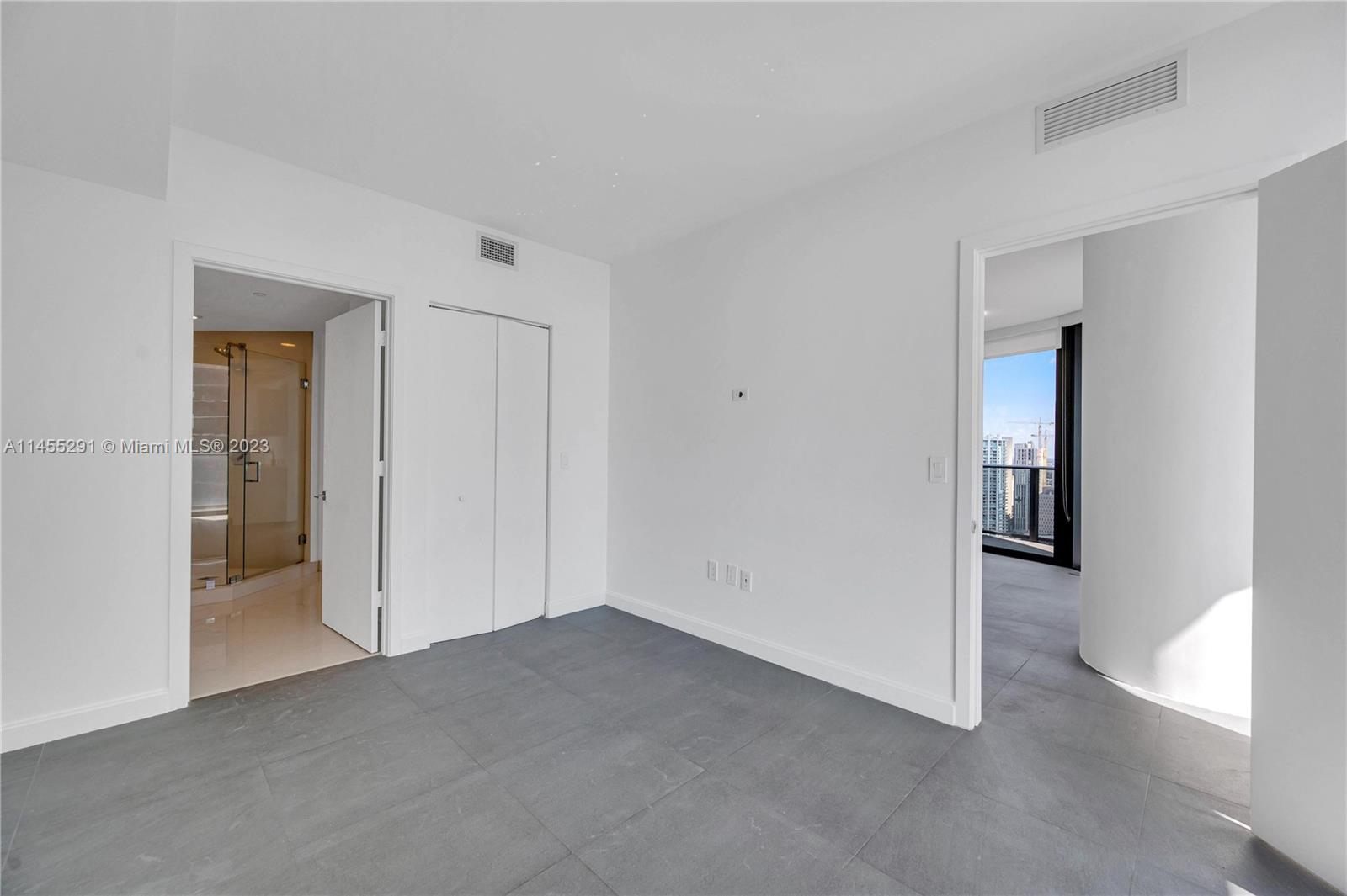 BRICKELL HEIGHTS EAST CON - Residential Lease