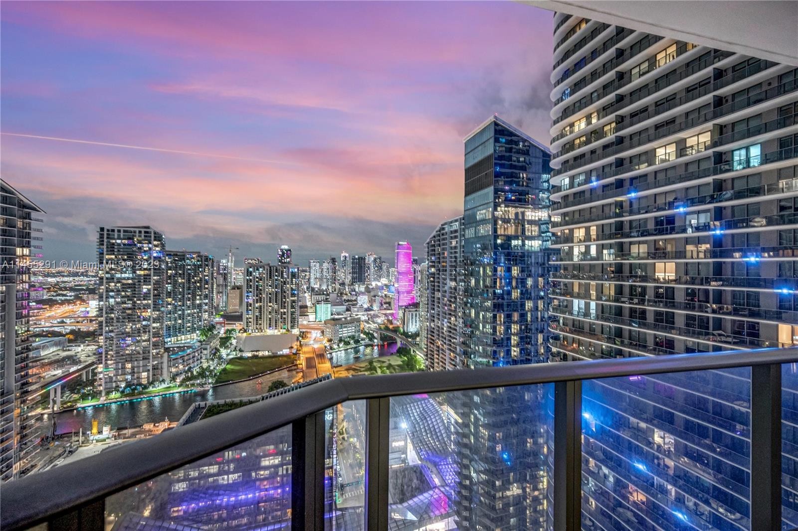 BRICKELL HEIGHTS EAST CON - Residential Lease
