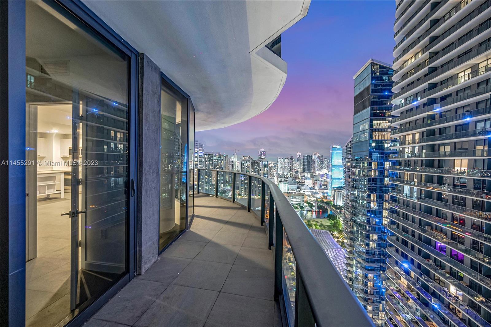 BRICKELL HEIGHTS EAST CON - Residential Lease