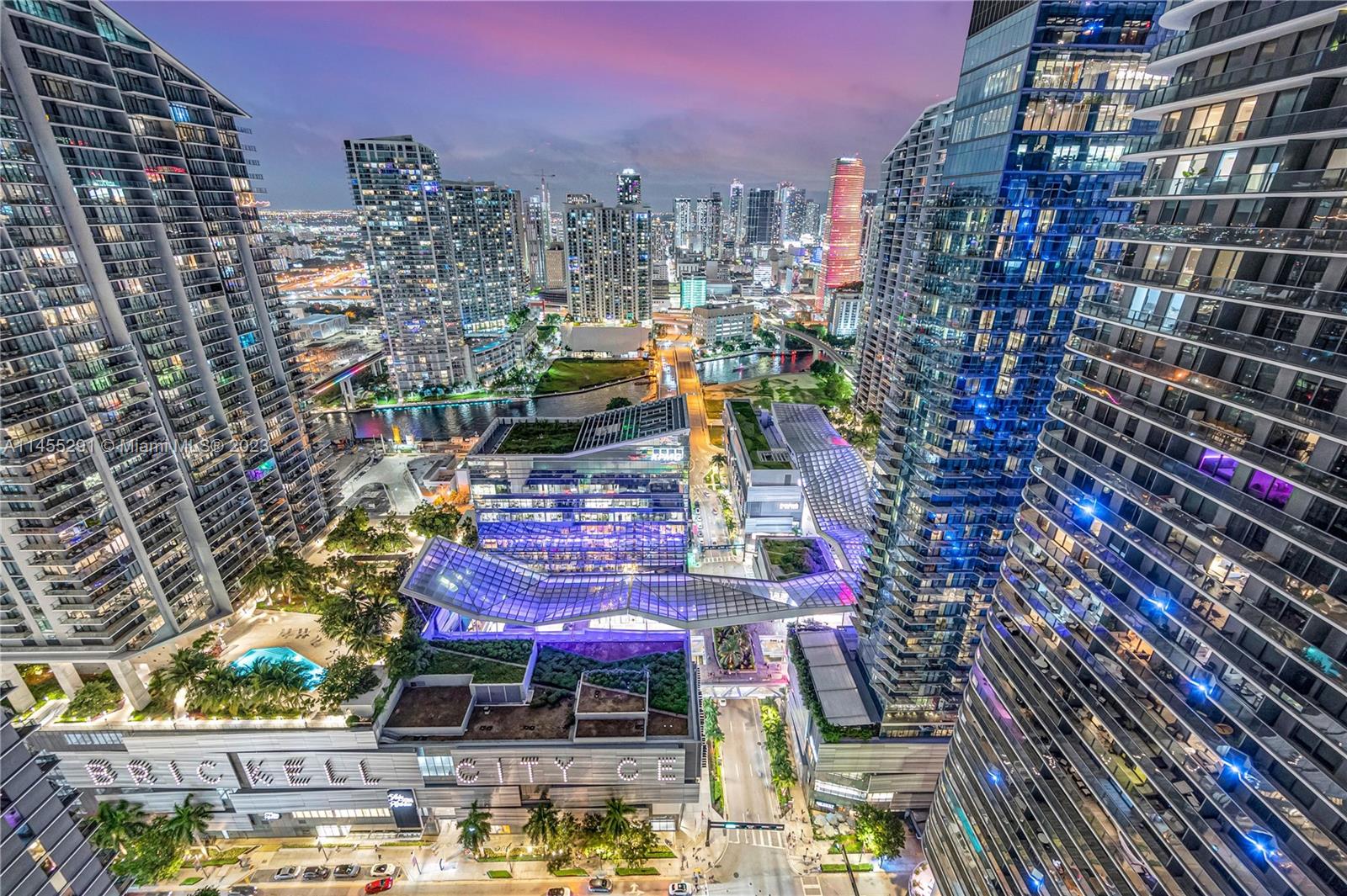 BRICKELL HEIGHTS EAST CON - Residential Lease