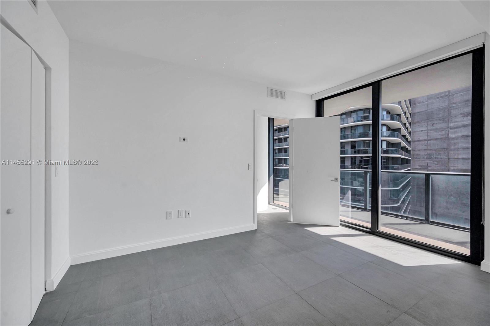 BRICKELL HEIGHTS EAST CON - Residential Lease