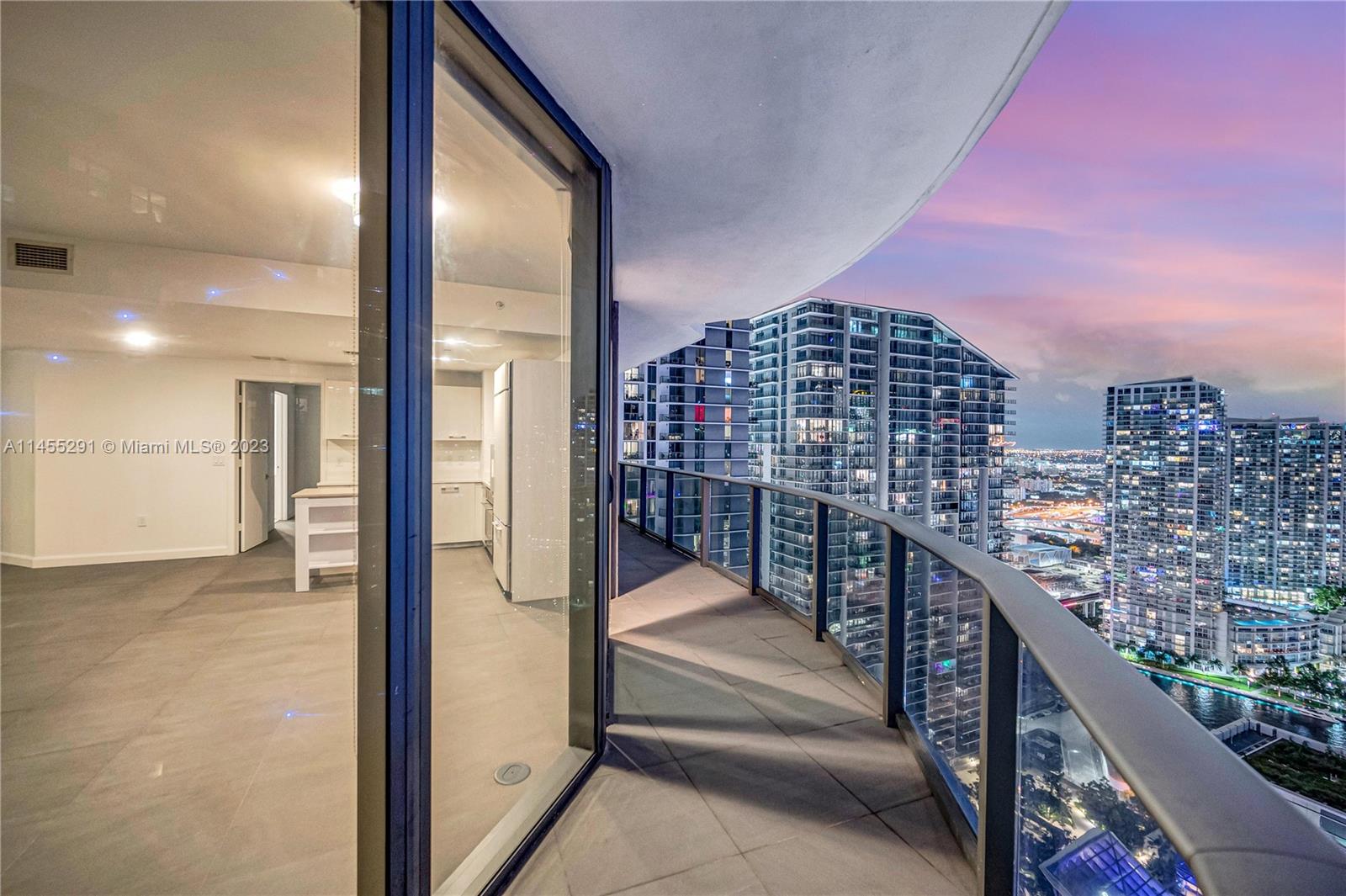 BRICKELL HEIGHTS EAST CON - Residential Lease