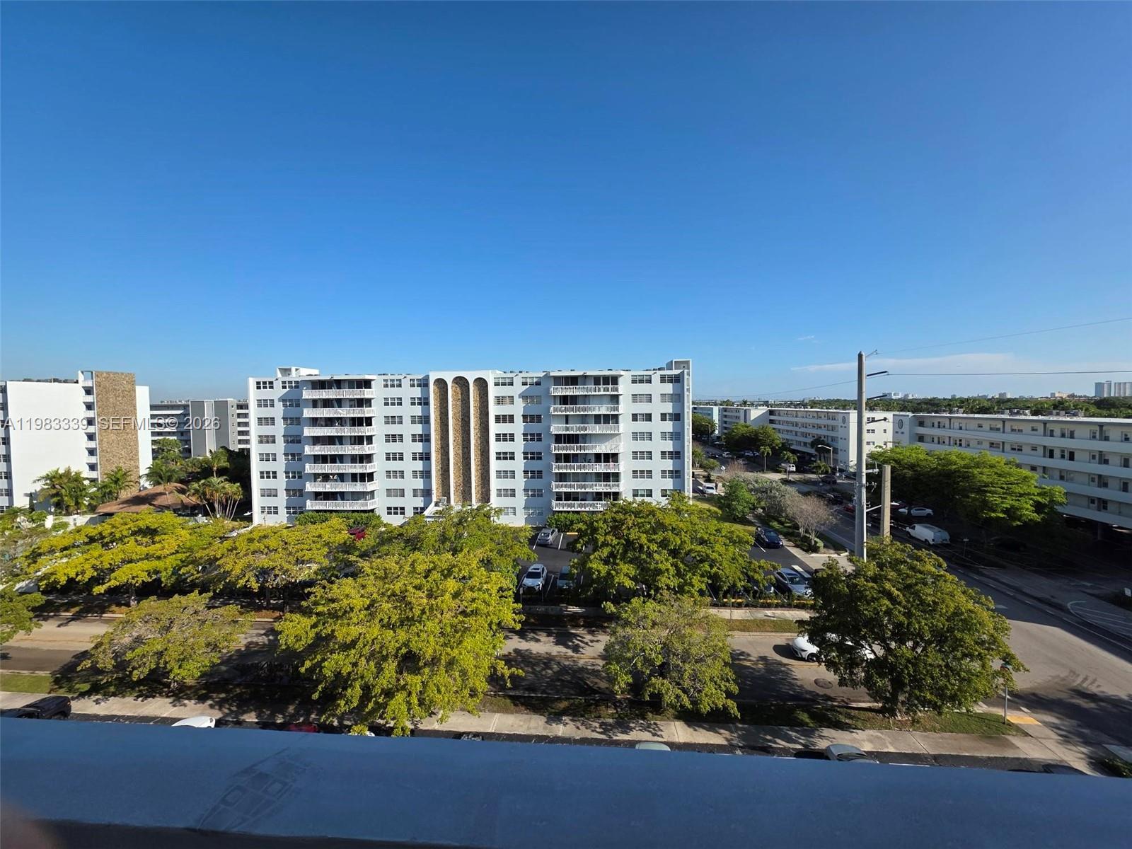 MEADOWBROOK TOWERS CONDO - Residential