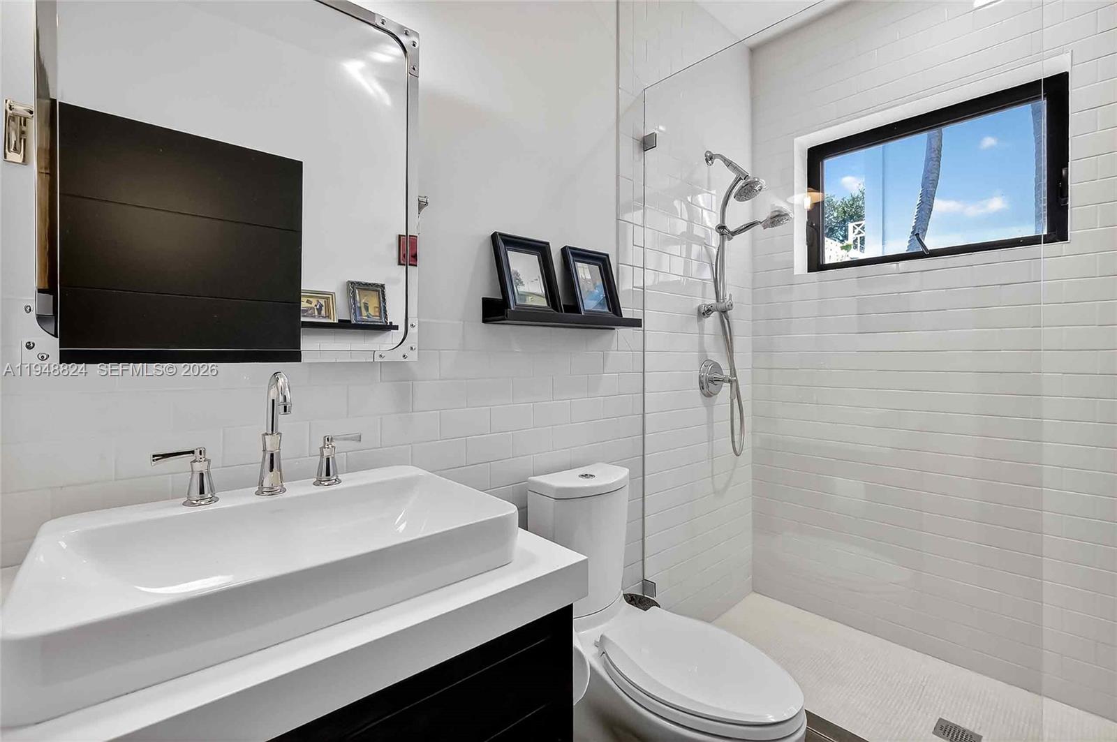 NATOMA MANORS RE SUB - Residential