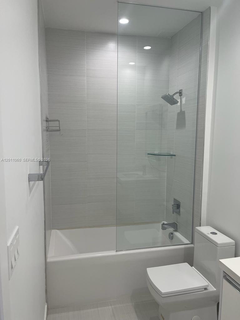 LANDMARK AT DORAL CONDO N - Residential Lease
