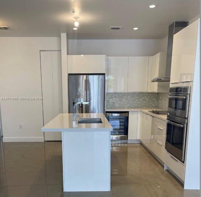 LANDMARK AT DORAL CONDO N - Residential Lease