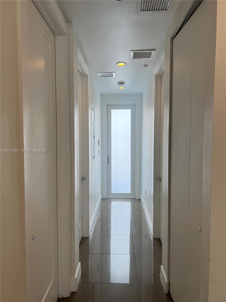 LANDMARK AT DORAL CONDO N - Residential Lease