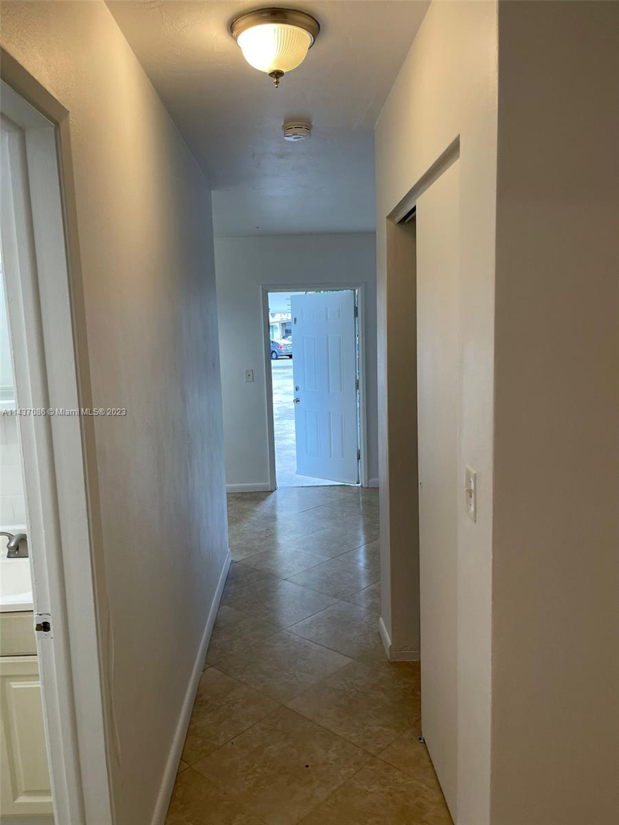 TAFT VILLAS - Residential Lease
