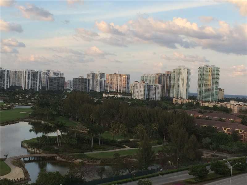 PARC CENTRAL AVENTURA EAS - Residential Lease
