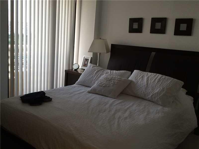 PARC CENTRAL AVENTURA EAS - Residential Lease