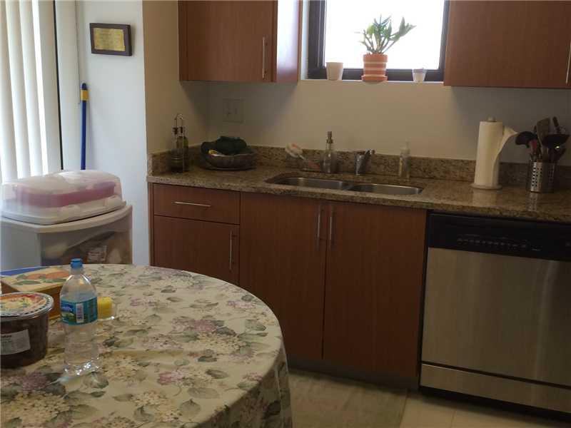 PARC CENTRAL AVENTURA EAS - Residential Lease