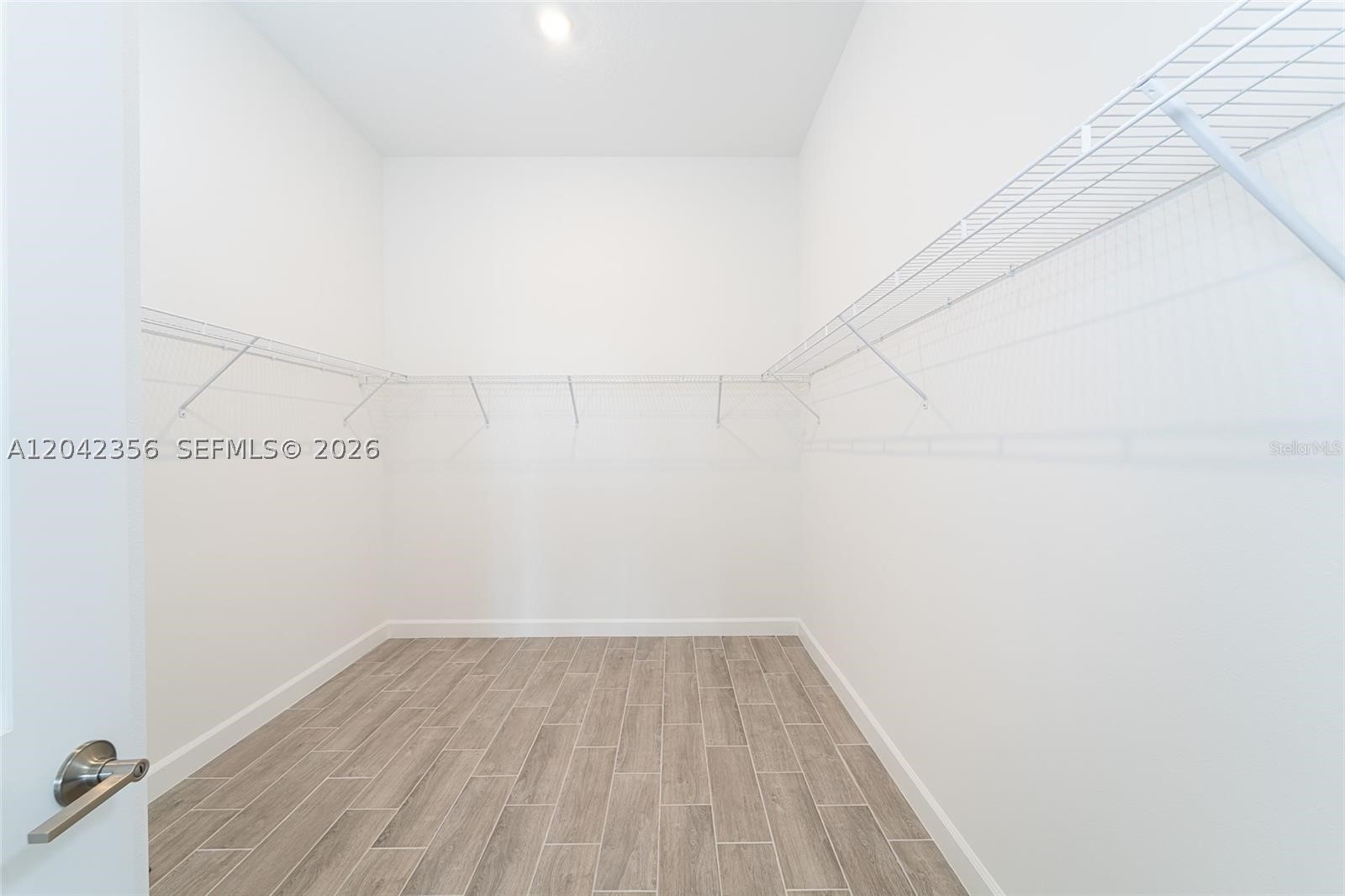 TESORO PLAT NO 20 - Residential