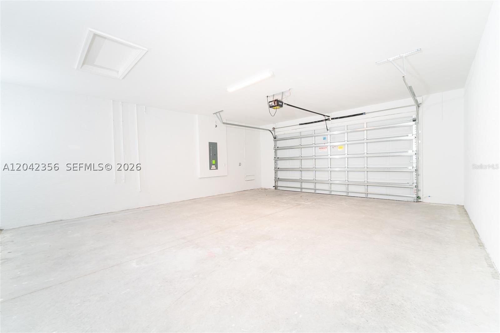 TESORO PLAT NO 20 - Residential