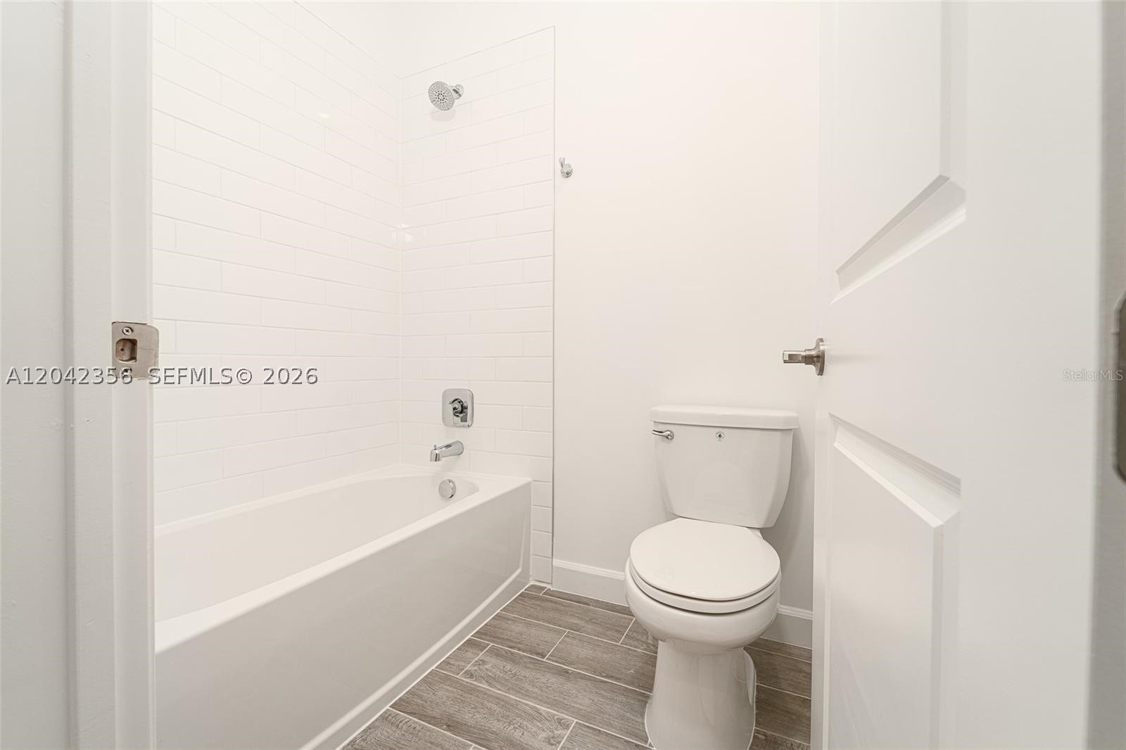 TESORO PLAT NO 20 - Residential