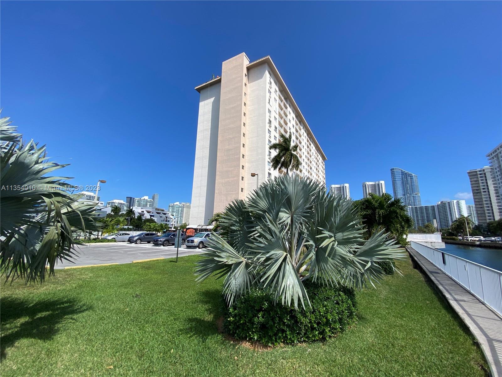COASTAL TOWERS CONDO - Residential Lease