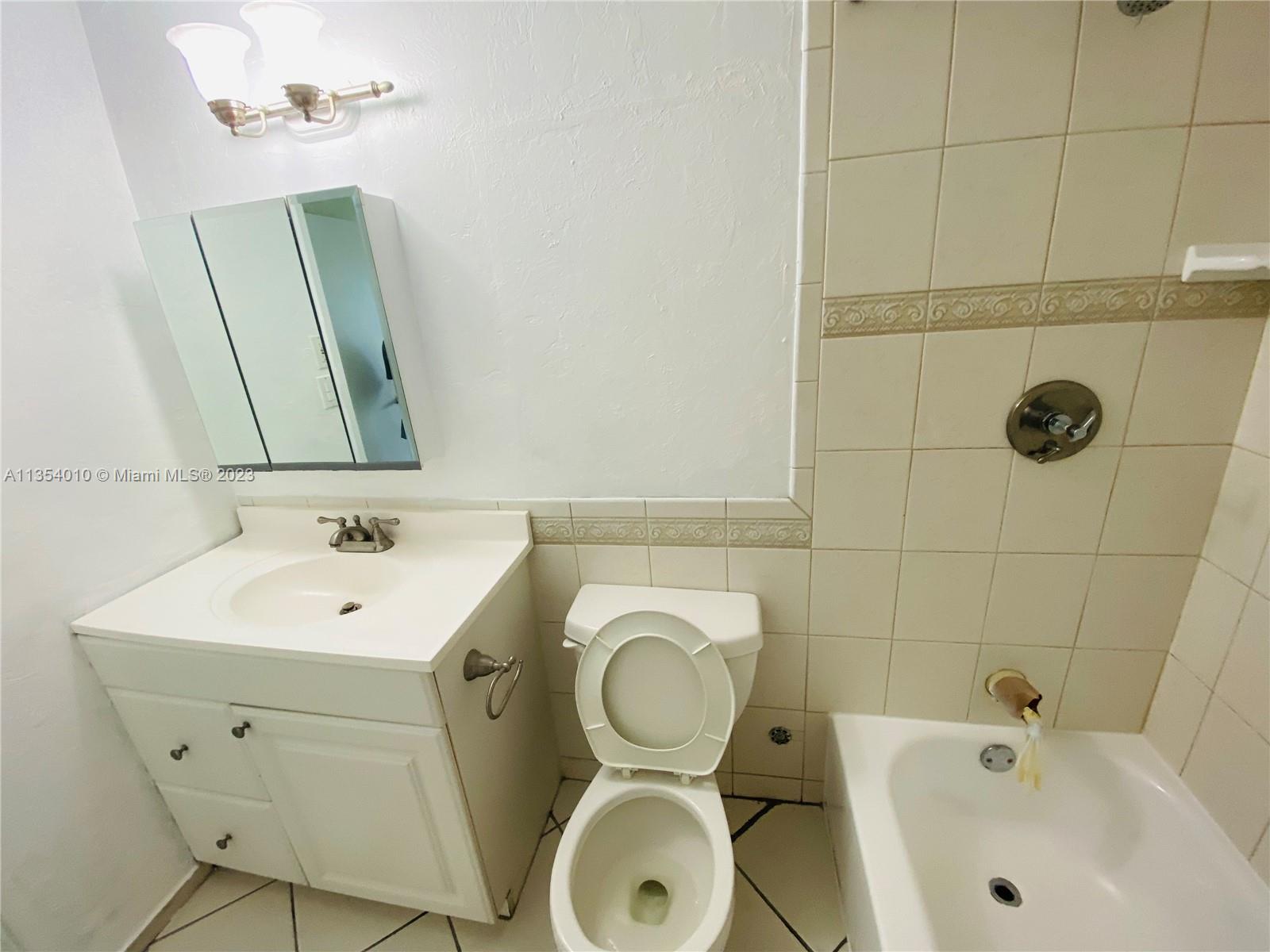 COASTAL TOWERS CONDO - Residential Lease