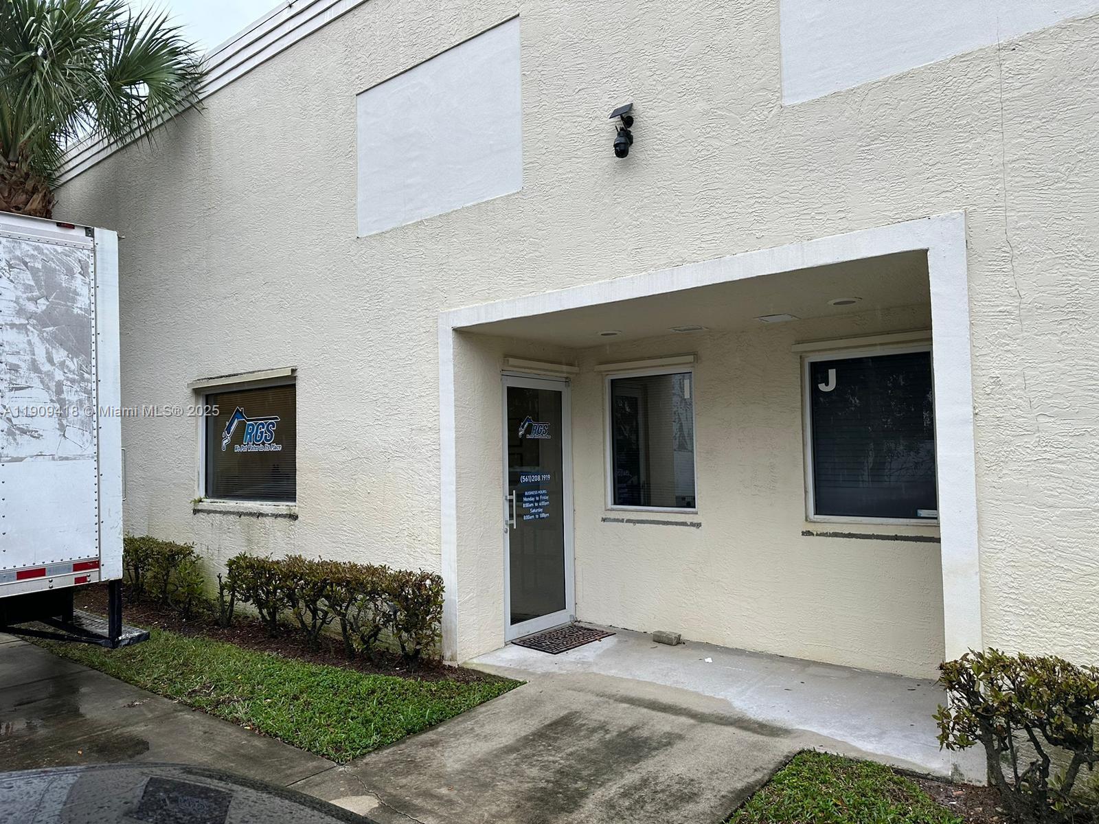 Tall Pines Industrial Park is a very well situated and maintained location for your business! Close to 
Southern boulevard on the Florida Turnpike in booming Palm Beach County.  Space is 2,170 SF with an additional 750 sf of mezzanine for storage. Fully A/C office.  Property has grade level overhead door with 20' ceiling height. Each bay separated by concrete block walls.  Property was built in 2002 with CBS, Twin T Roof, 10x12 roll up doors and 3 Phase electric.  On site parking.