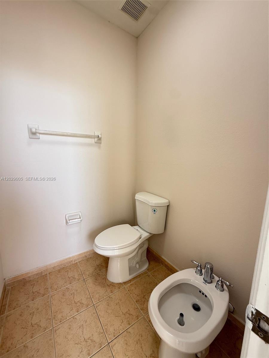 KENDALLAND - Residential Lease
