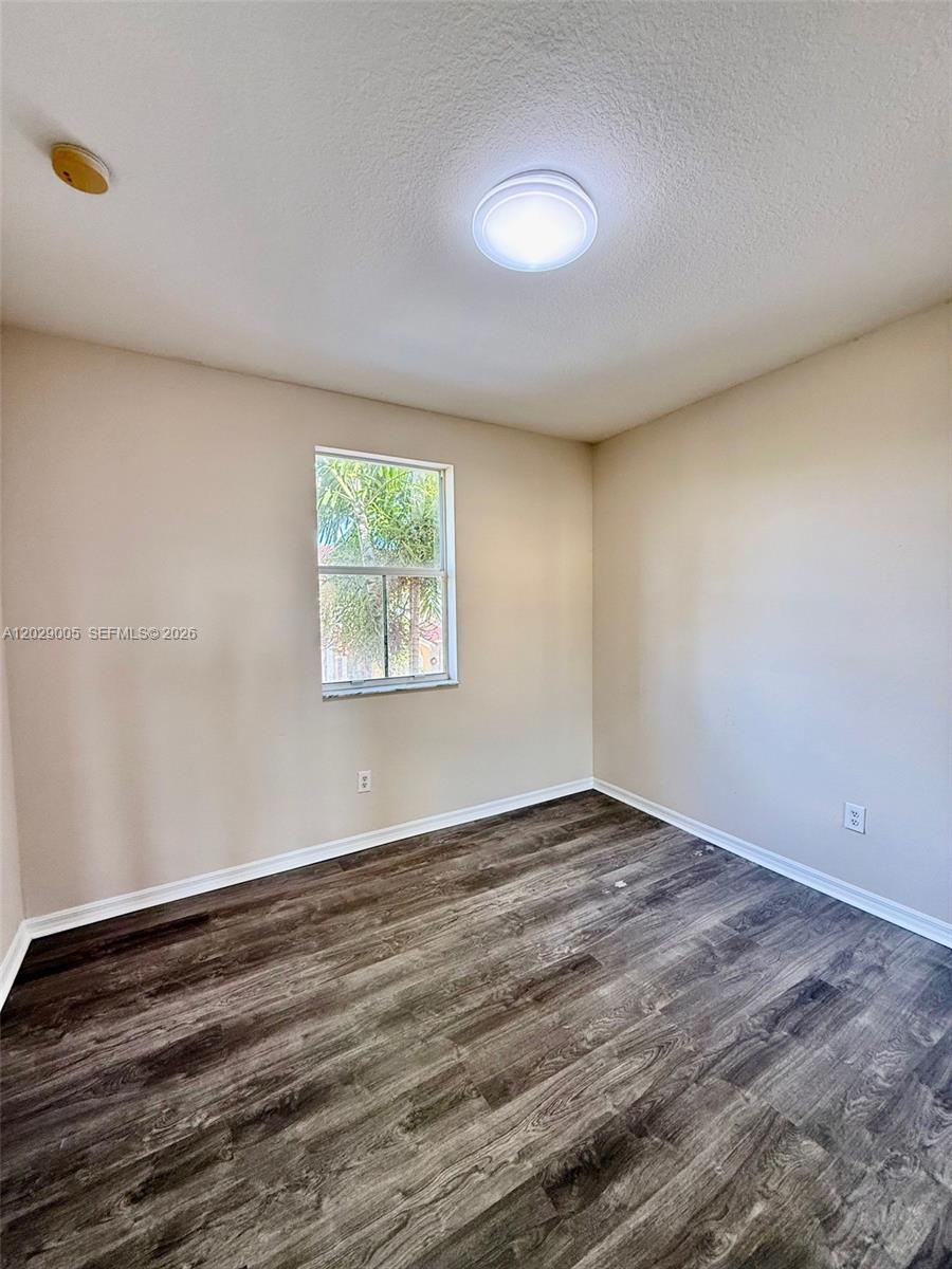 KENDALLAND - Residential Lease