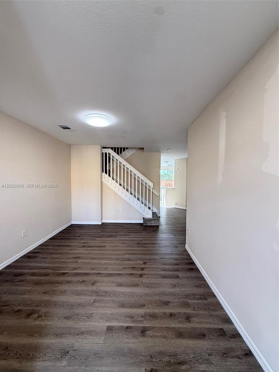 KENDALLAND - Residential Lease
