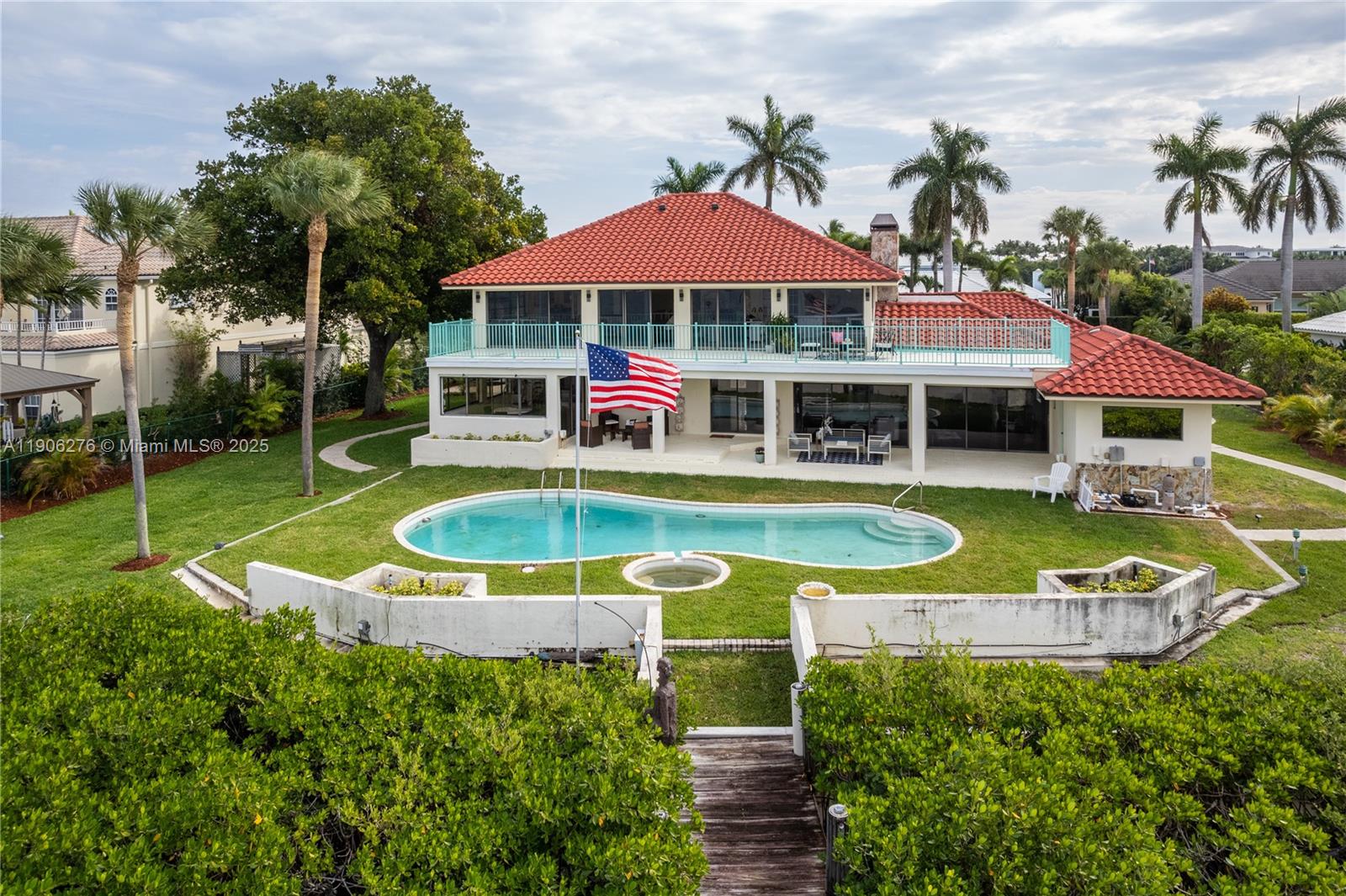 POINT MANALAPAN 9 - Residential
