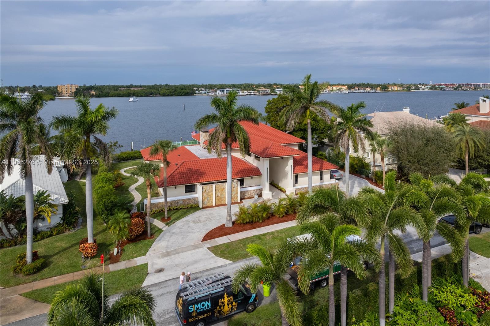 POINT MANALAPAN 9 - Residential