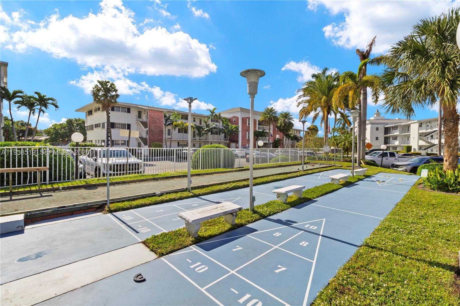 ISLE OF PARADISE CO-OP F - Residential