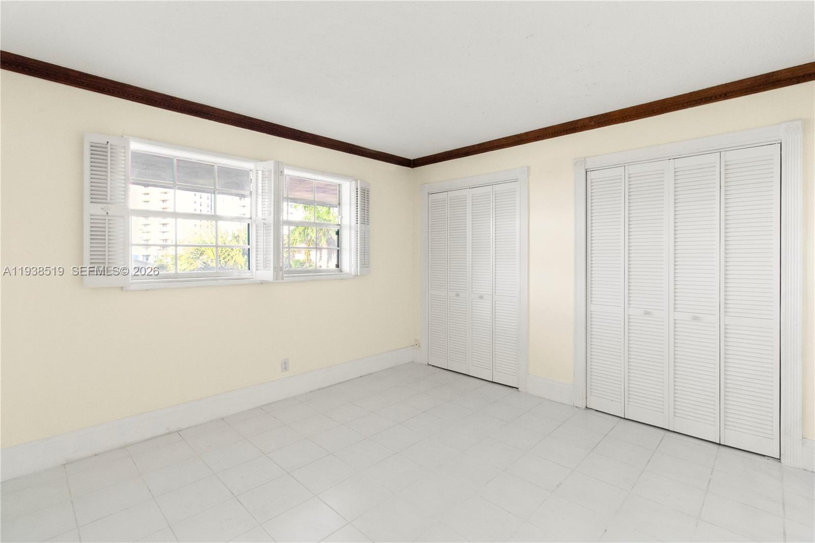 ISLE OF PARADISE CO-OP F - Residential