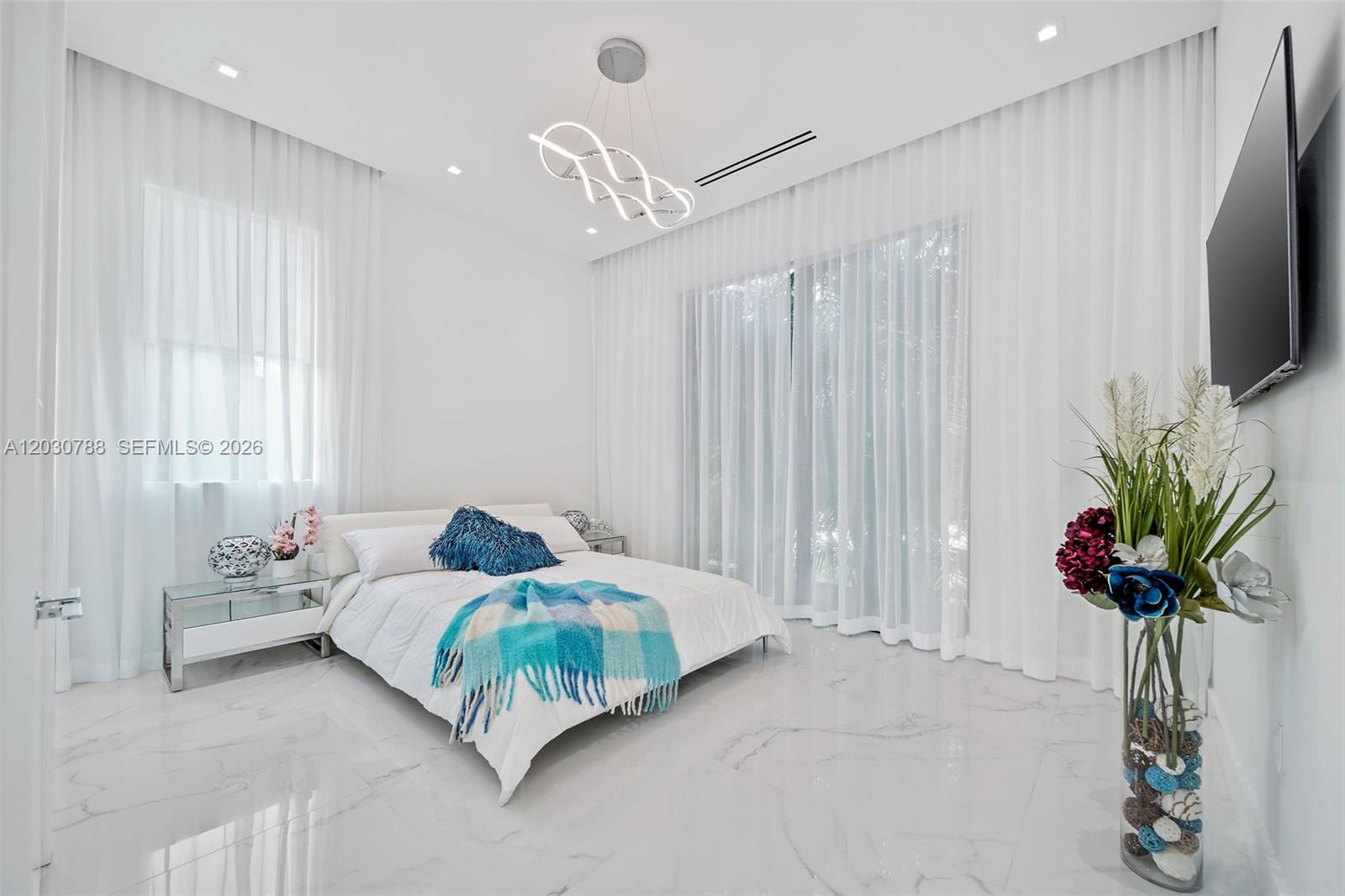 GOLDEN SHORES OCEAN BLVD - Residential Lease