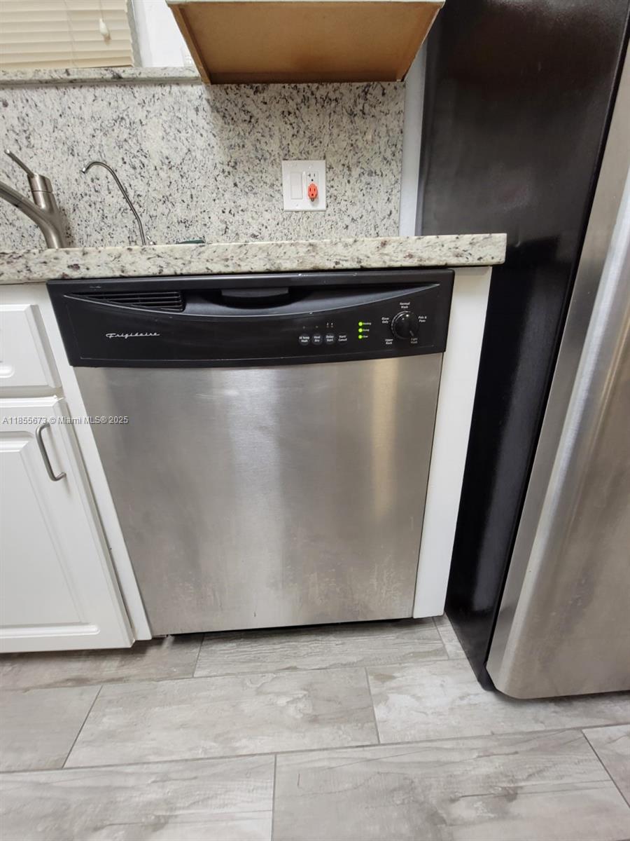 LAS VISTAS AT DORAL CONDO - Residential Lease