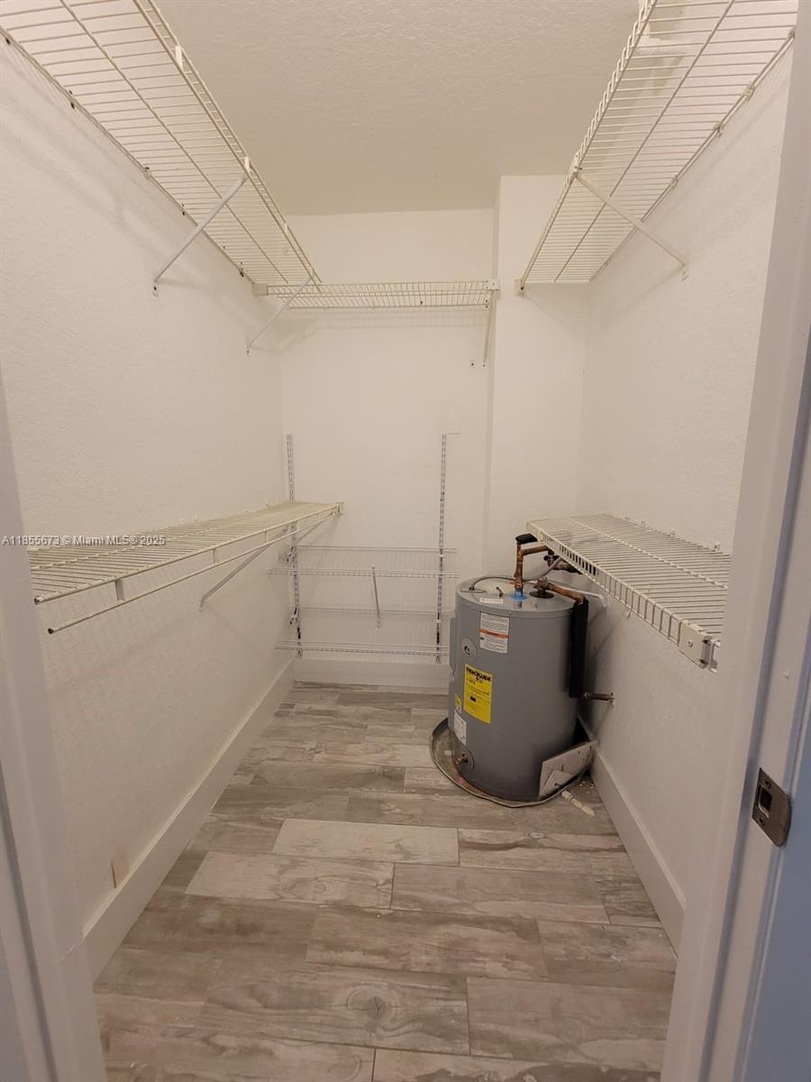 LAS VISTAS AT DORAL CONDO - Residential Lease