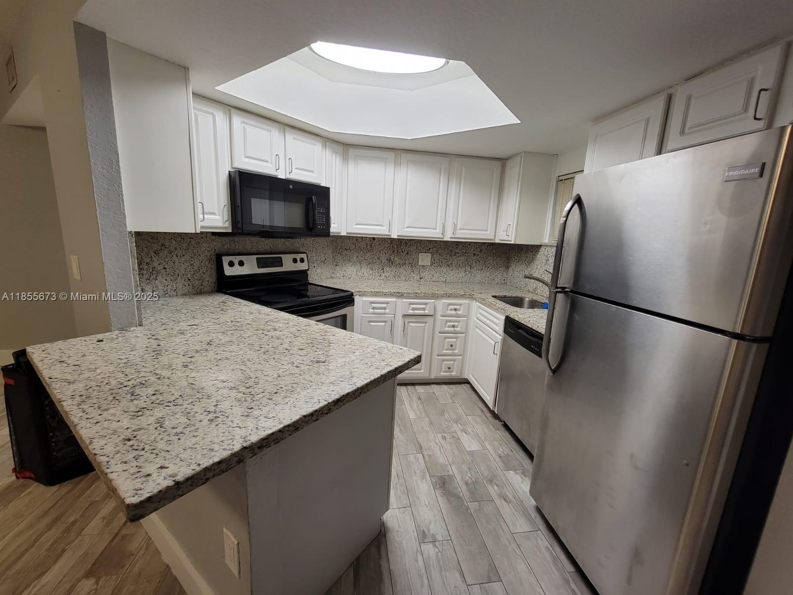 LAS VISTAS AT DORAL CONDO - Residential Lease