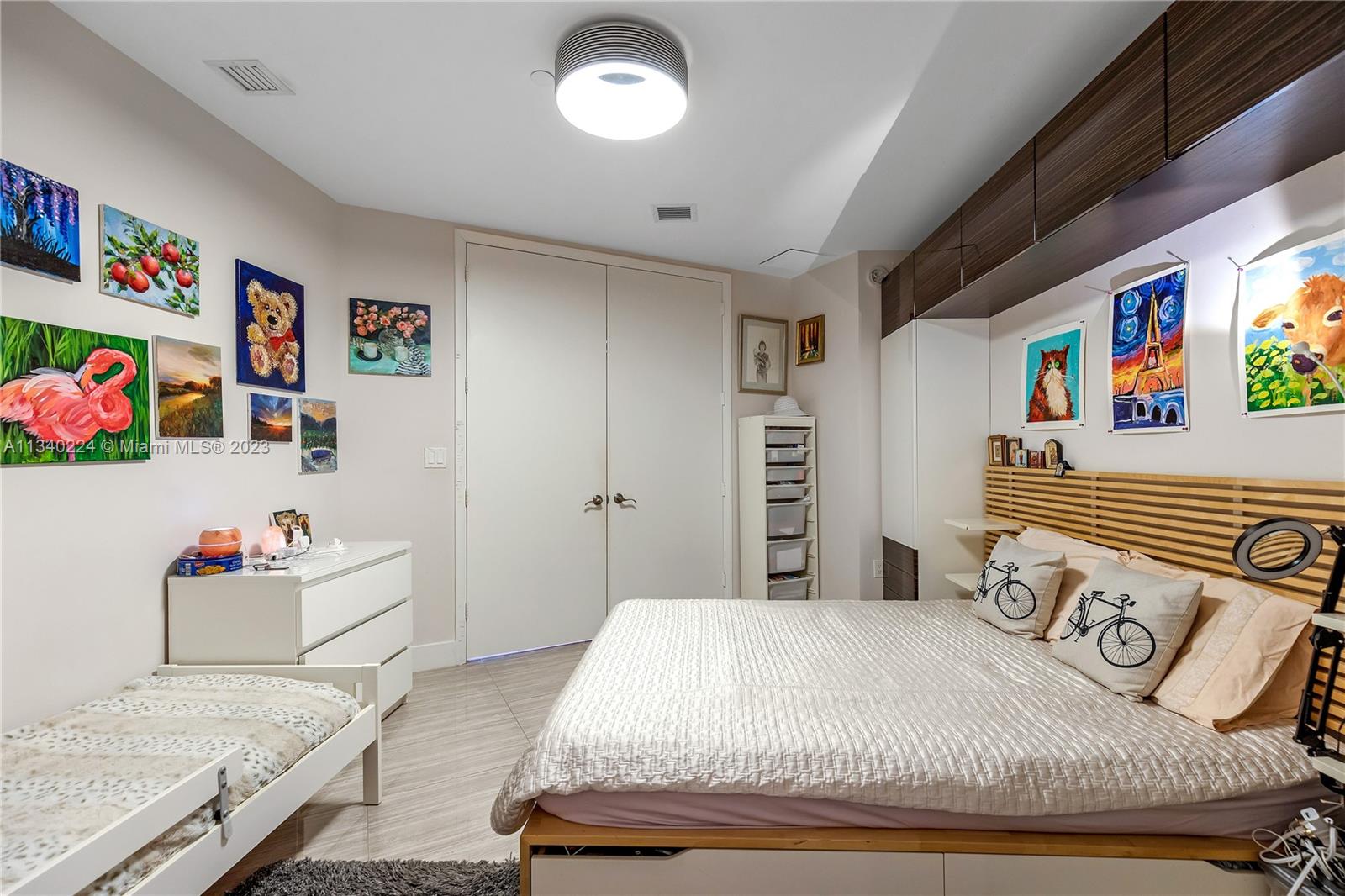 TDR TOWER III CONDO - Residential