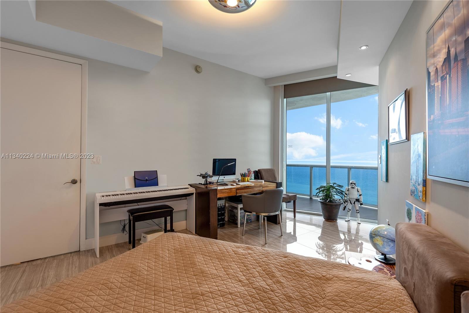 TDR TOWER III CONDO - Residential